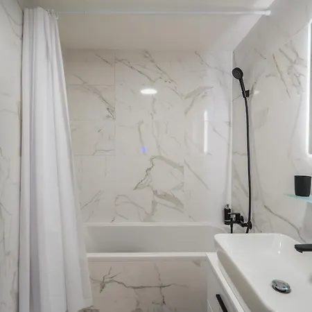 Myflat Wave 36 Apartment